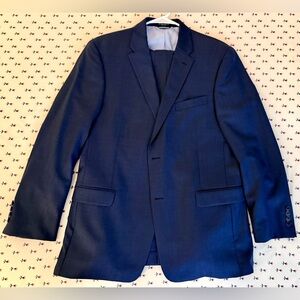 Tommy Hilfiger Modern Fit Suit - Navy Blue - Jacket 42R / Pants 38x30 - EUC
